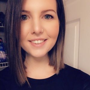 Meet your Posher, Jasmine